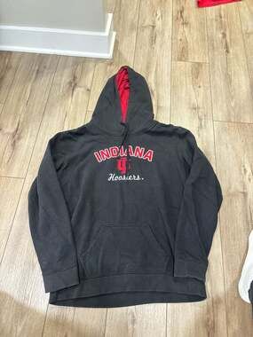 Colosseum Indiana Hoosiers NCAA Embroidered Black Pullover Hoodie size L